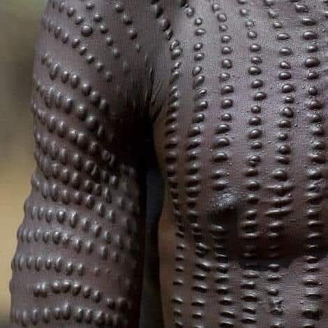 sacrifications, archives corporelles